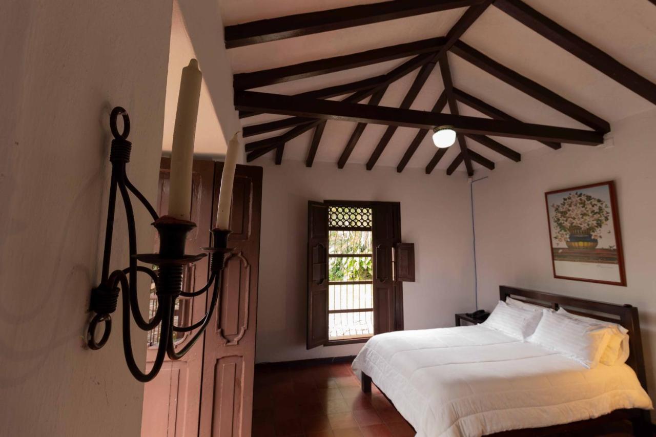 Club Campestre Hacienda Fizebad Hotel El Retiro  Værelse billede